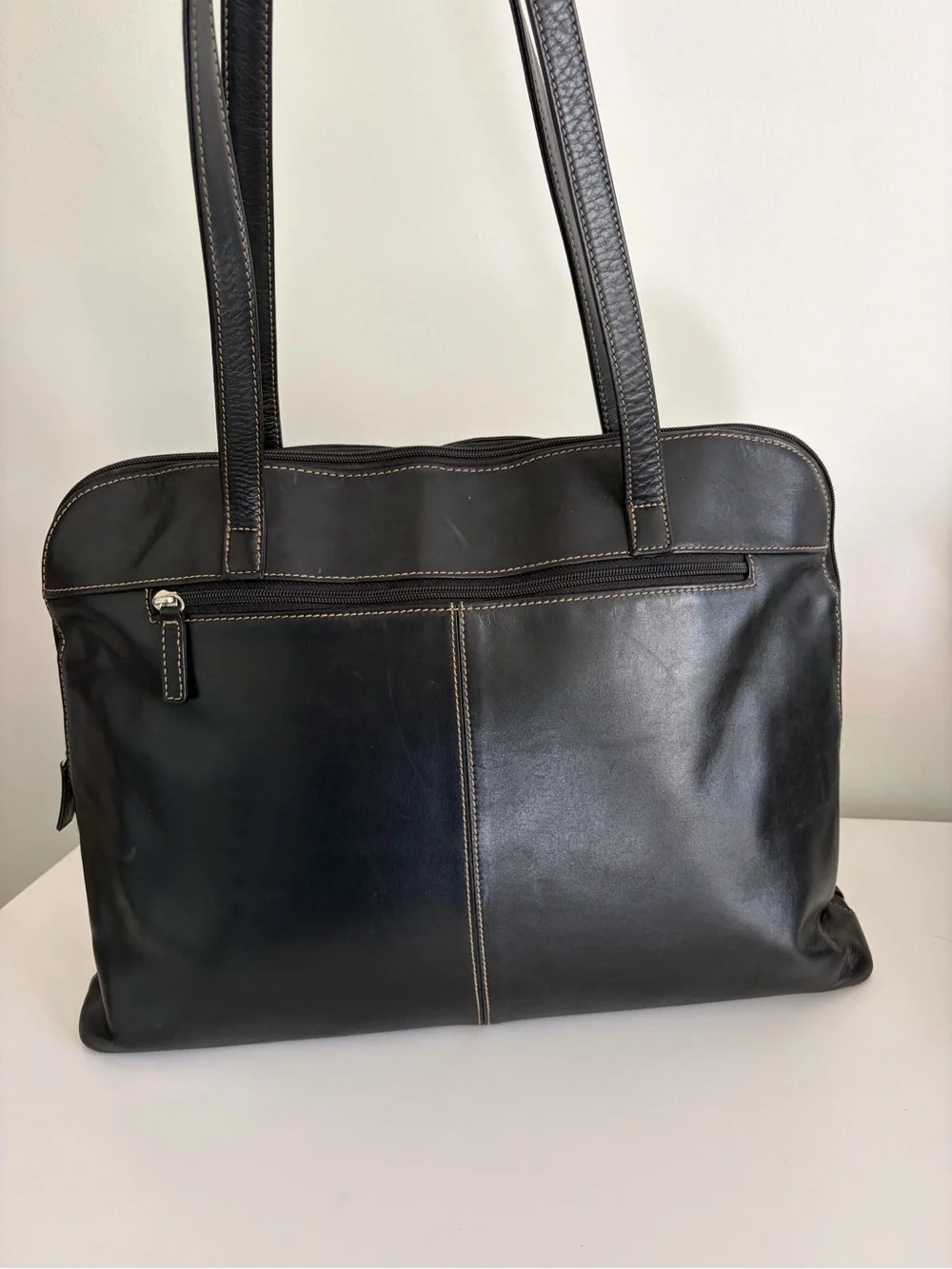Dopp Black Leather Laptop Tote